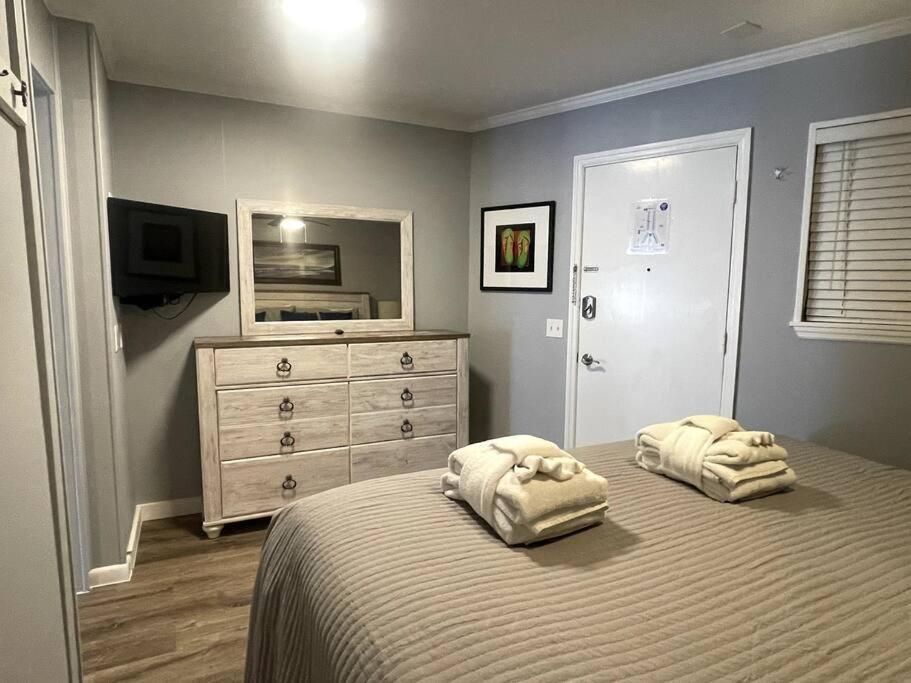 Beachin It!-Oceanview Updated 2024, King Bed Bikes Hilton Head Island Exterior photo